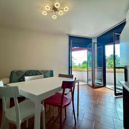 Appartement Kibilu - Side View, Maggiore, Balcony *