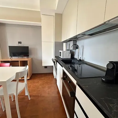 Kibilu - Side View, Maggiore, Balcony دورميلّيتّو